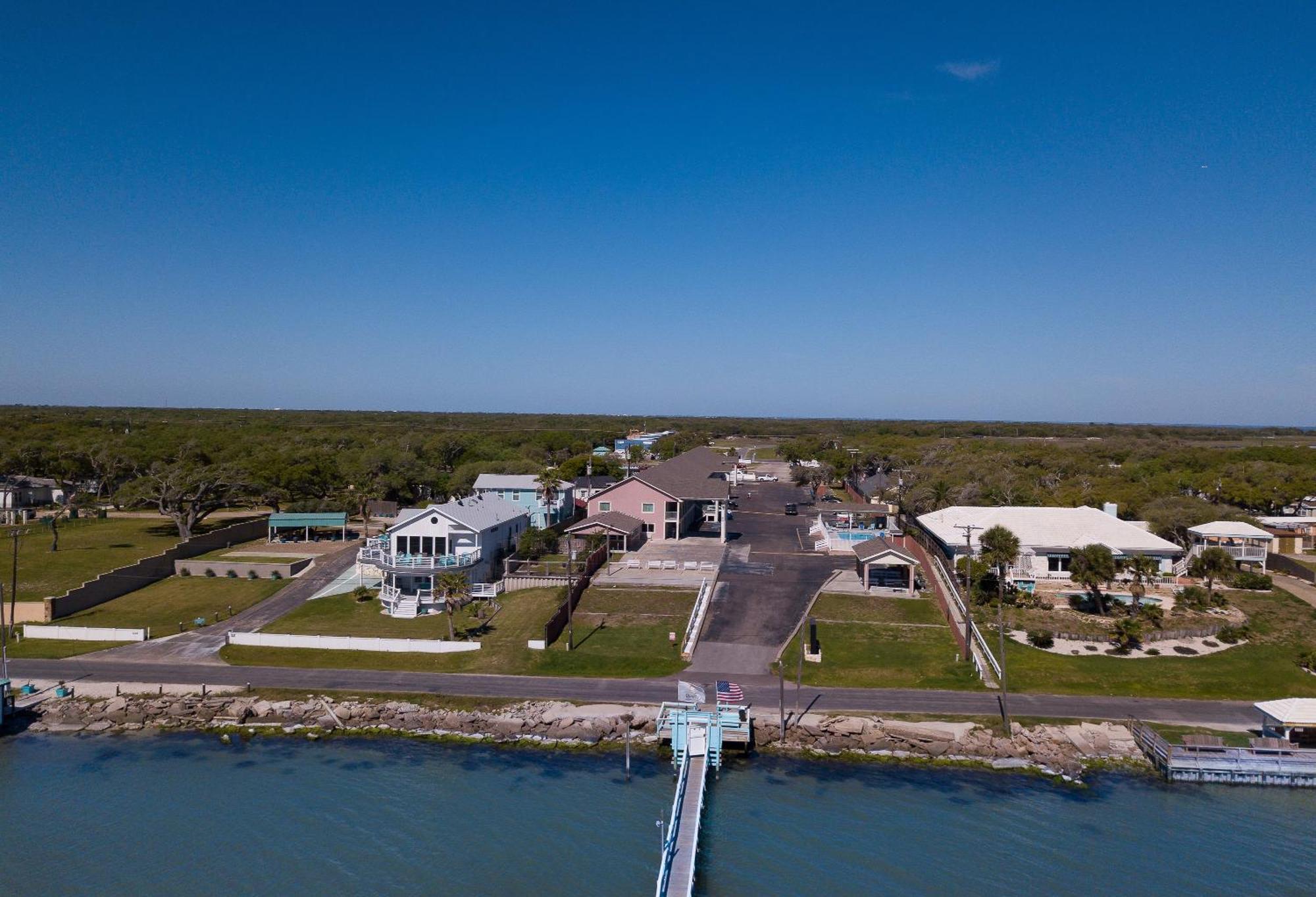 Quality On Aransas Bay Gasthof